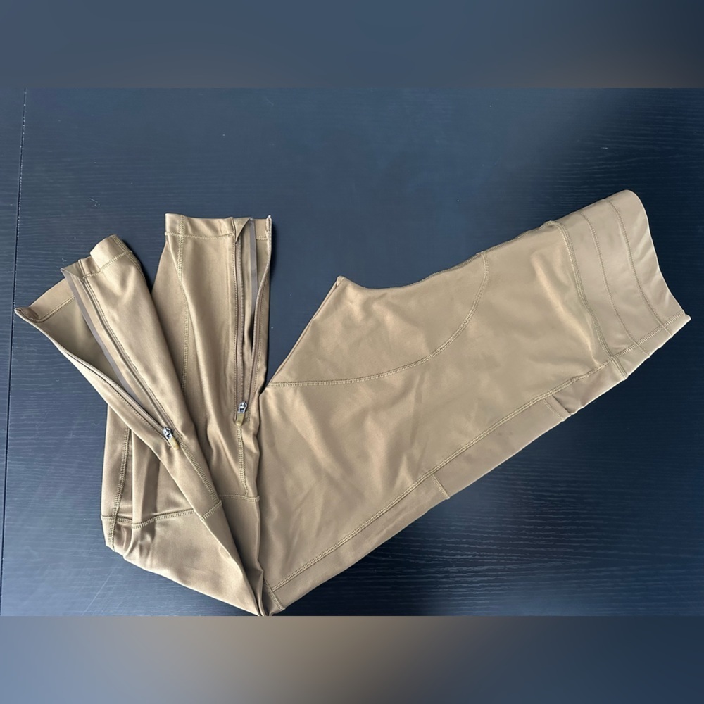 Nike Metallic Gold Track Pants - Picture 4 of 5